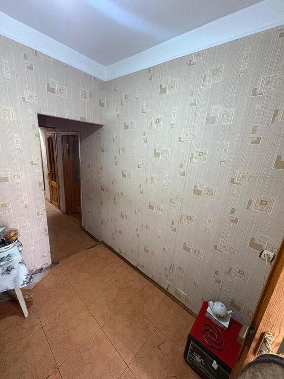 Satılır 3 otaqlı köhnə tikili, 61 m², Xalqlar dostluğu m.-7