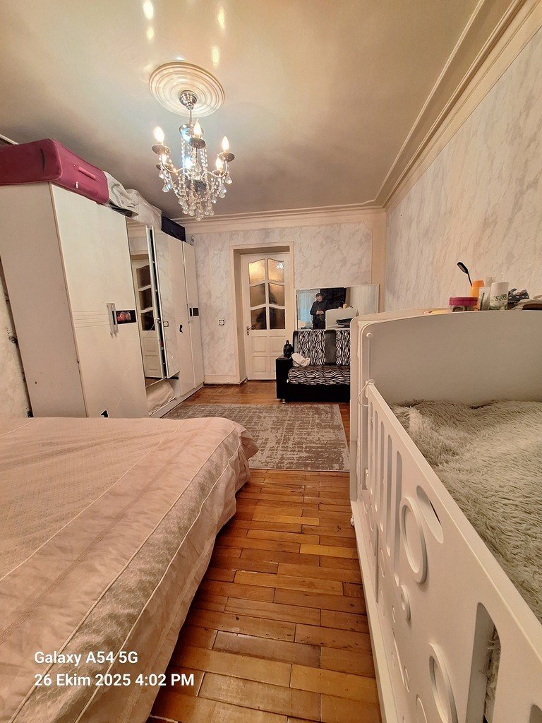 Satılır 3 otaqlı köhnə tikili, 70 m², Nərimanov-4