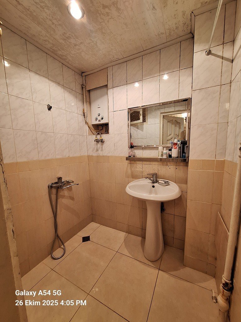 Satılır 3 otaqlı köhnə tikili, 70 m², Nərimanov-8