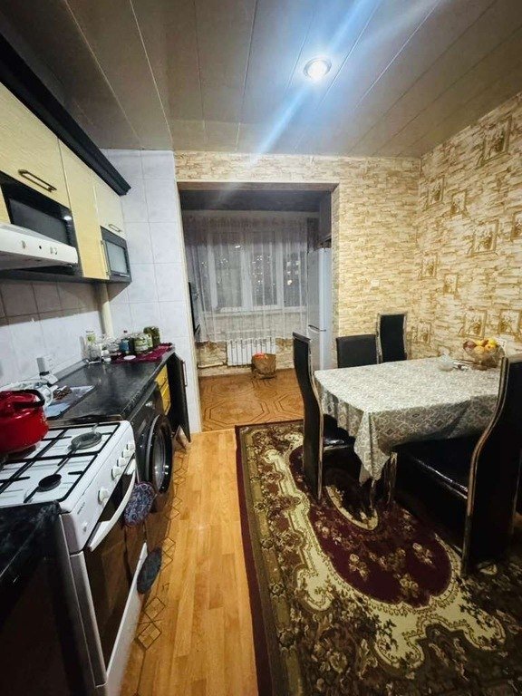 Satılır 4 otaqlı köhnə tikili, 100 m², Əhmədli m.-6
