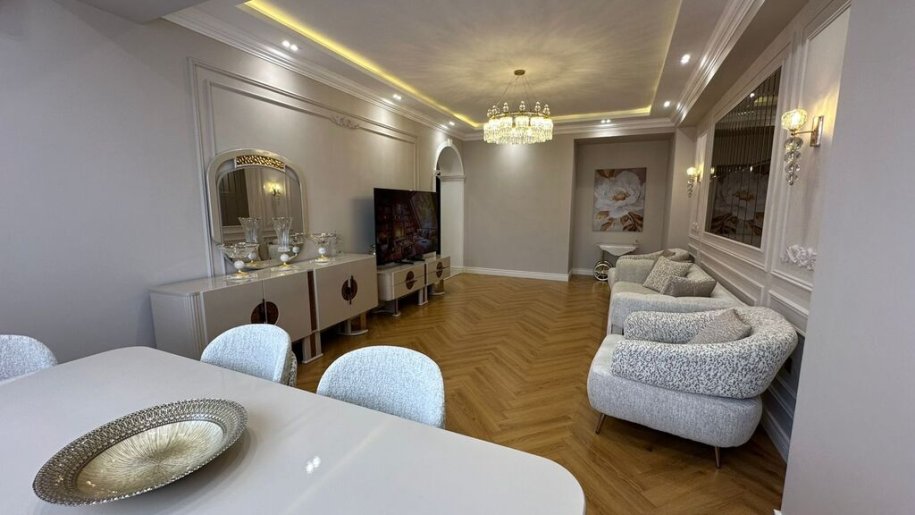 Satılır 3 otaqlı yeni tikili, 130 m², Gənclik m.-3