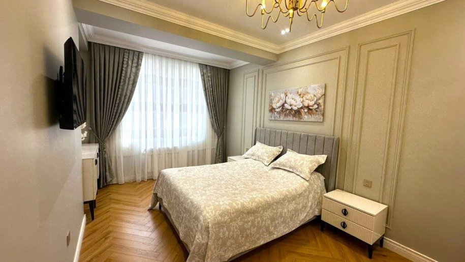 Satılır 3 otaqlı yeni tikili, 130 m², Gənclik m.-5