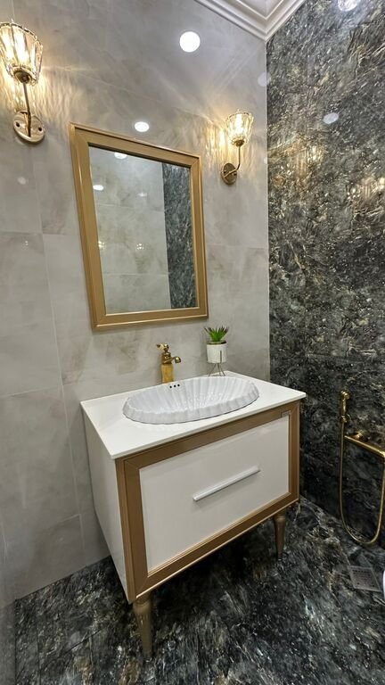 Satılır 3 otaqlı yeni tikili, 130 m², Gənclik m.-14