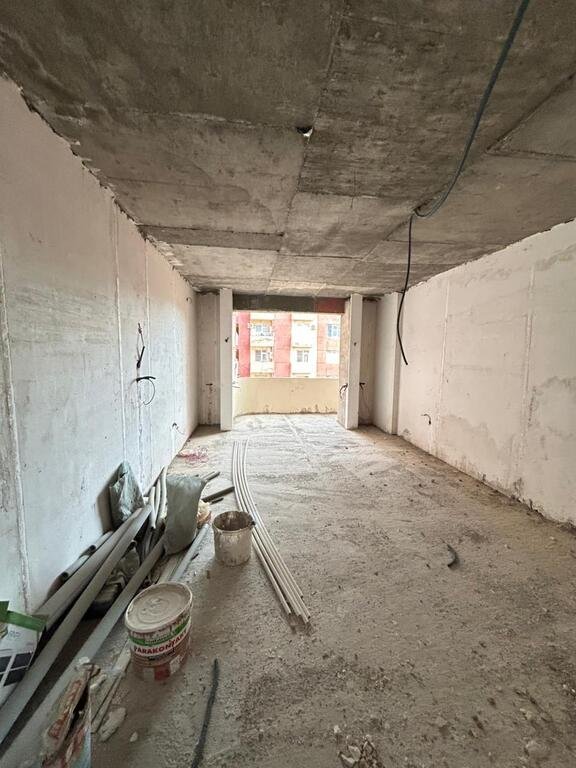Satılır 3 otaqlı yeni tikili, 135 m², İnşaatçılar m.-5