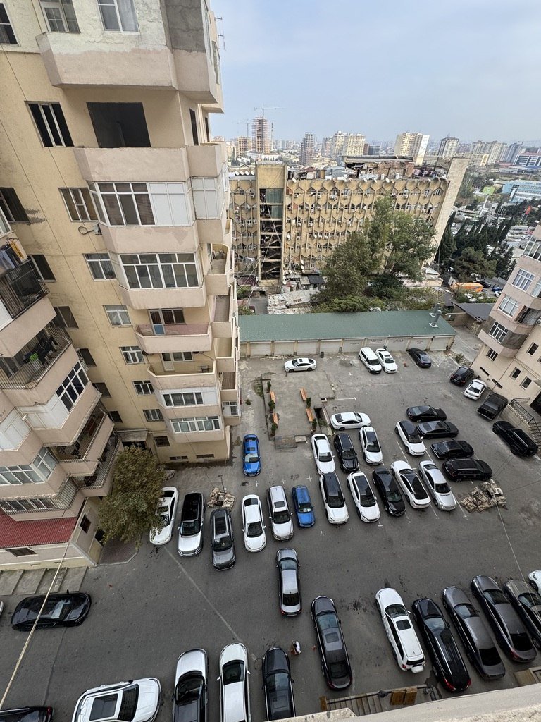 Satılır 4 otaqlı yeni tikili, 180 m², 20 Yanvar m.-3