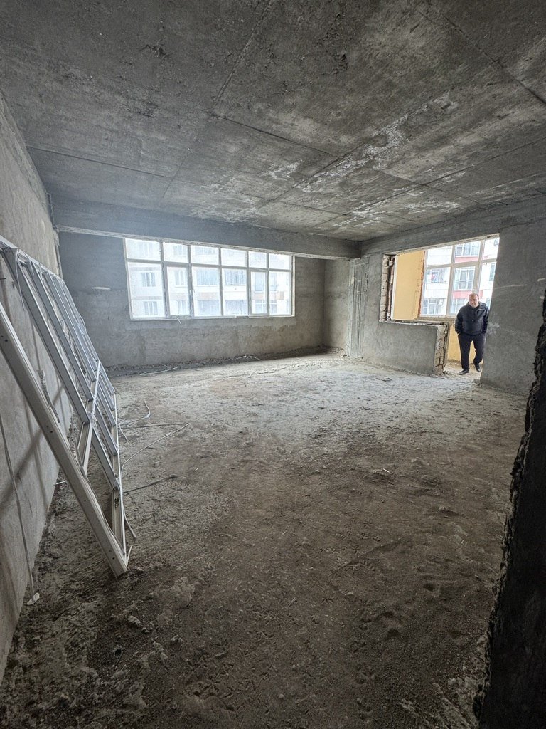 Satılır 4 otaqlı yeni tikili, 180 m², 20 Yanvar m.-10