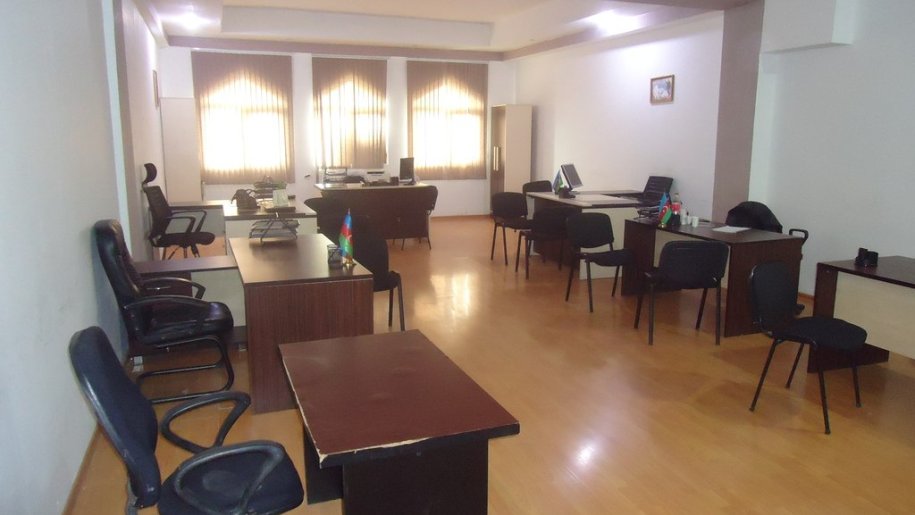 80 m<sup>2</sup> ofis icarəyə verilir, Xətai m.-9