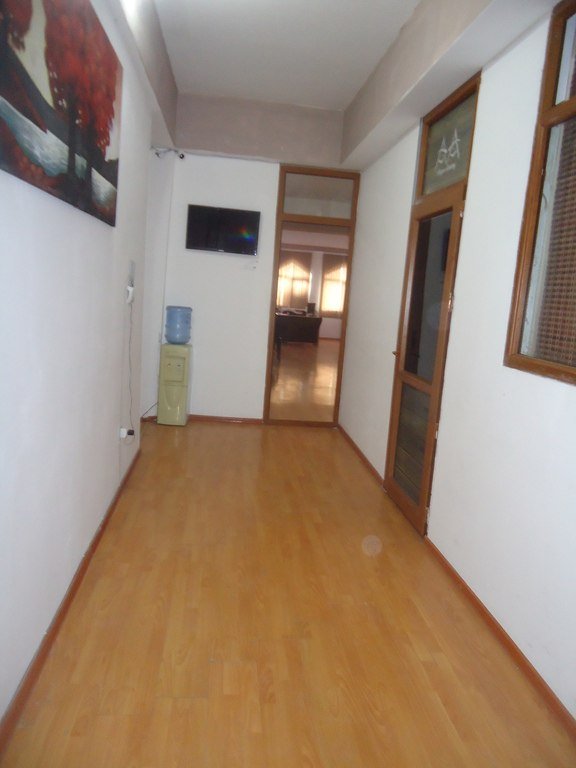 80 m<sup>2</sup> ofis icarəyə verilir, Xətai m.-15