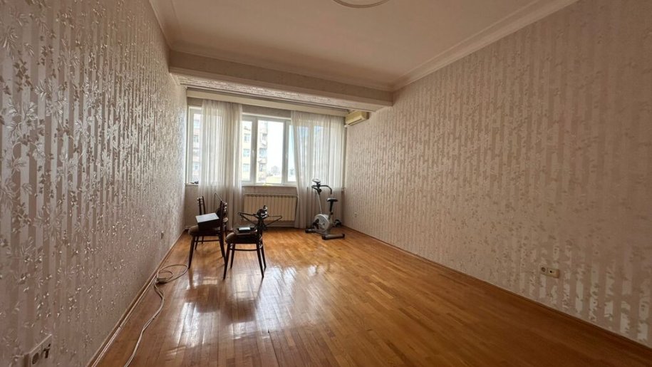 Satılır 5 otaqlı yeni tikili, 200 m², Nizami m.-5