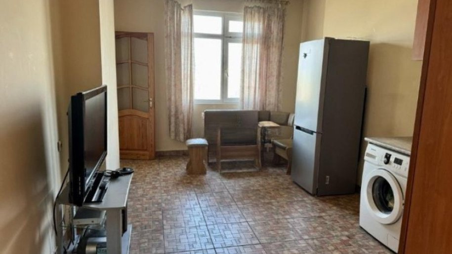 Satılır 2 otaqlı yeni tikili, 95 m², İnşaatçılar m.-7
