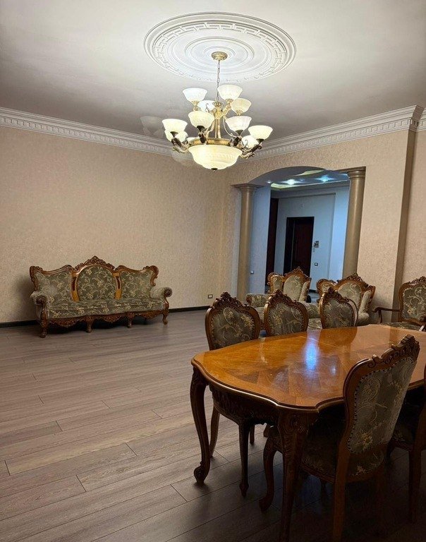 Satılır 4 otaqlı yeni tikili, 200 m², Nəriman Nərimanov m.-6
