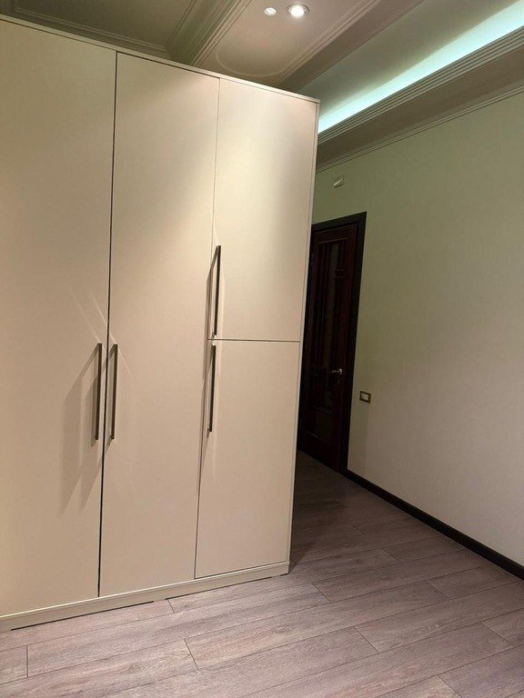 Satılır 4 otaqlı yeni tikili, 200 m², Nəriman Nərimanov m.-11