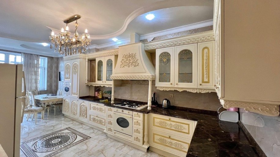 Satılır 3 otaqlı yeni tikili, 190 m², Gənclik m.-10