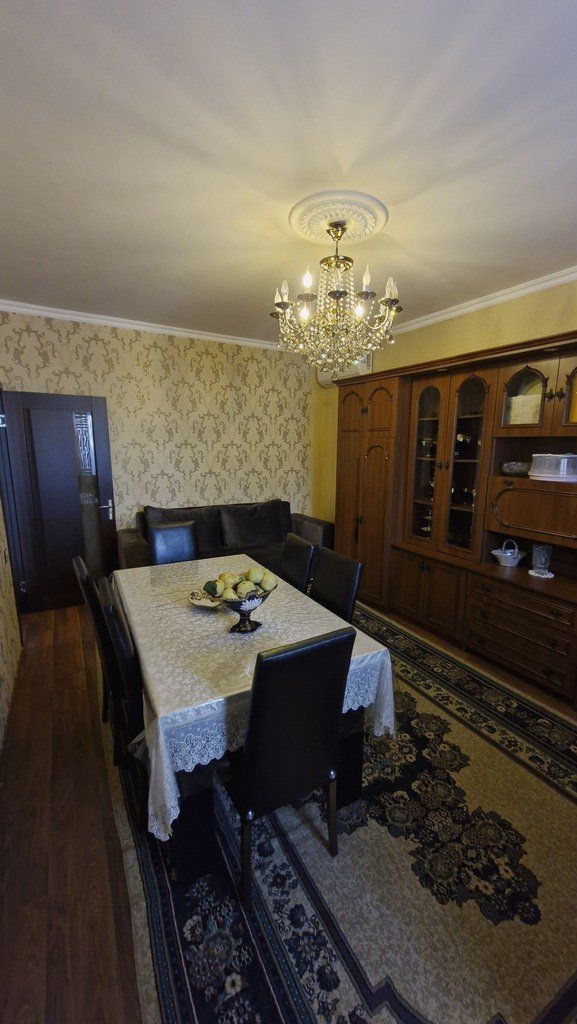 Satılır 2 otaqlı köhnə tikili, 66 m², Əhmədli m.-2