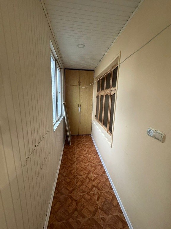 Satılır 3 otaqlı köhnə tikili, 65 m², 8-ci kilometr-9