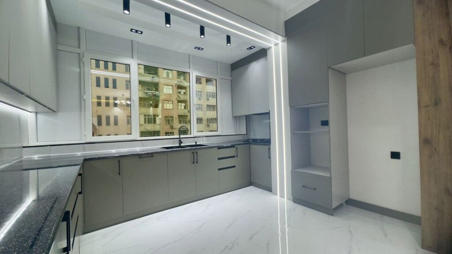 Satılır 4 otaqlı yeni tikili, 114 m², Həzi Aslanov m.-5