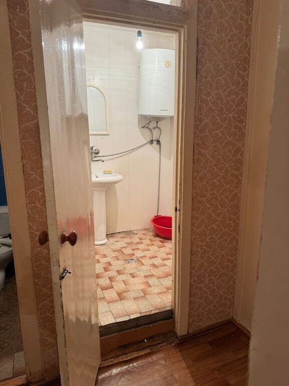 Kirayə verilir 3 otaqlı köhnə tikili, 80 m², Bakıxanov (Razin)-2