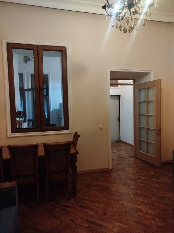 Kirayə verilir 2 otaqlı köhnə tikili, 65 m², Sahil m.-9