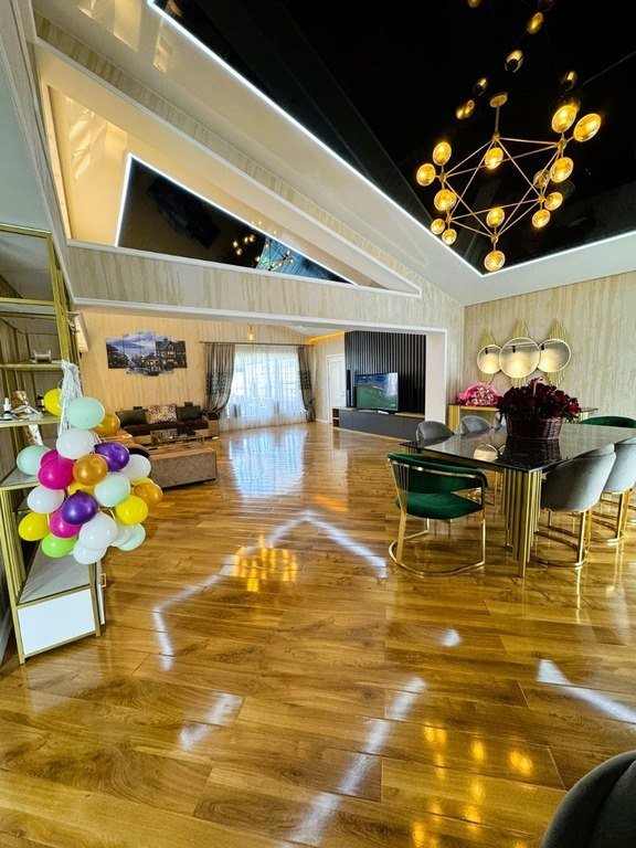 Satılır 4 otaqlı yeni tikili, 360 m², 8 noyabr-3