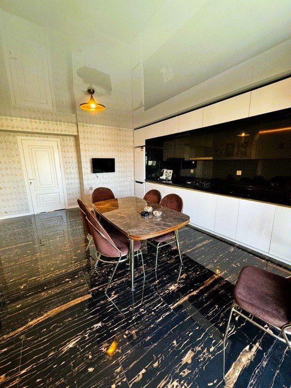 Satılır 4 otaqlı yeni tikili, 360 m², 8 noyabr-4