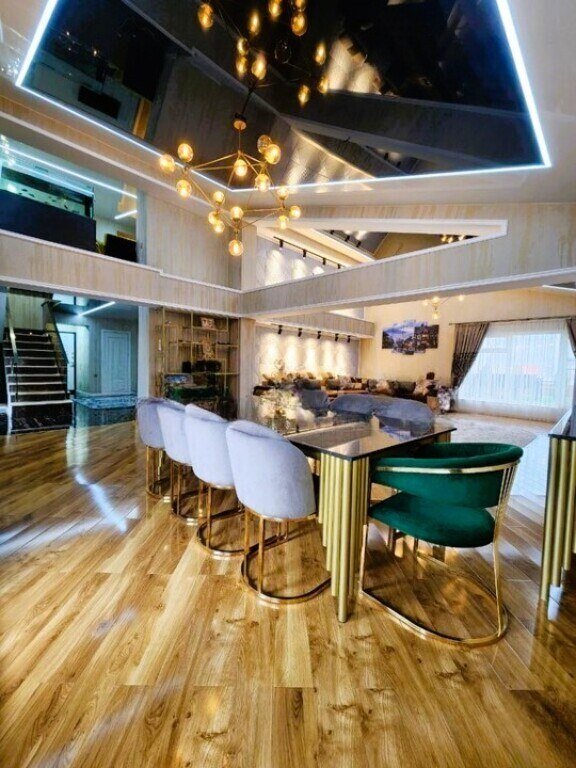 Satılır 4 otaqlı yeni tikili, 360 m², 8 noyabr-14