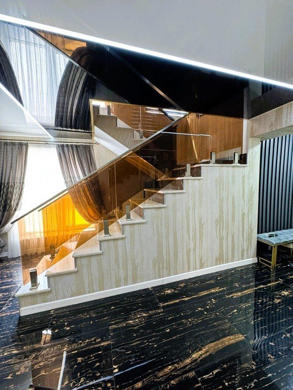 Satılır 4 otaqlı yeni tikili, 360 m², 8 noyabr-18