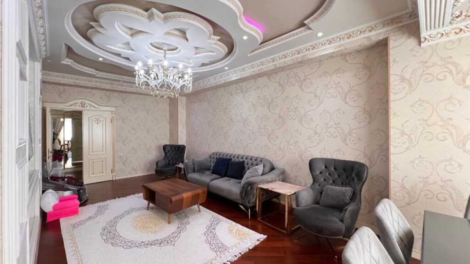 Satılır 4 otaqlı yeni tikili, 170 m², Neftçilər m.-2