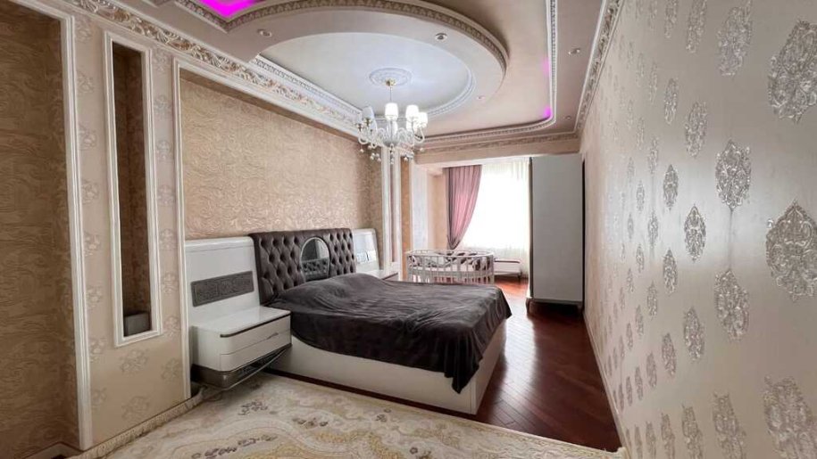 Satılır 4 otaqlı yeni tikili, 170 m², Neftçilər m.-4