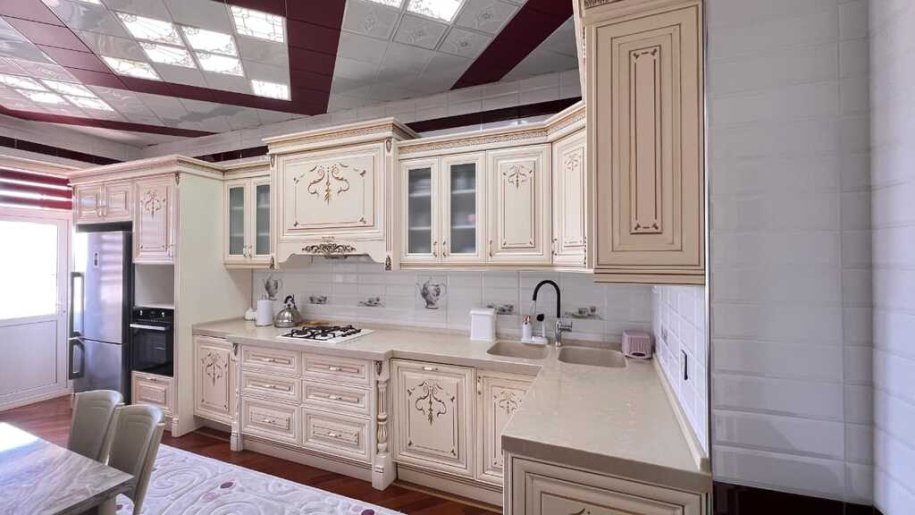 Satılır 4 otaqlı yeni tikili, 170 m², Neftçilər m.-13