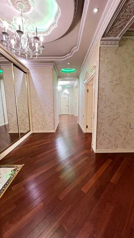 Satılır 4 otaqlı yeni tikili, 170 m², Neftçilər m.-20