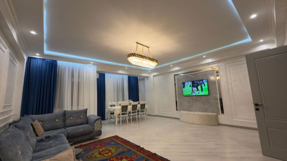 Satılır 3 otaqlı yeni tikili, 132 m², Saray-1