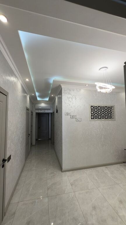 Satılır 3 otaqlı yeni tikili, 132 m², Saray-9