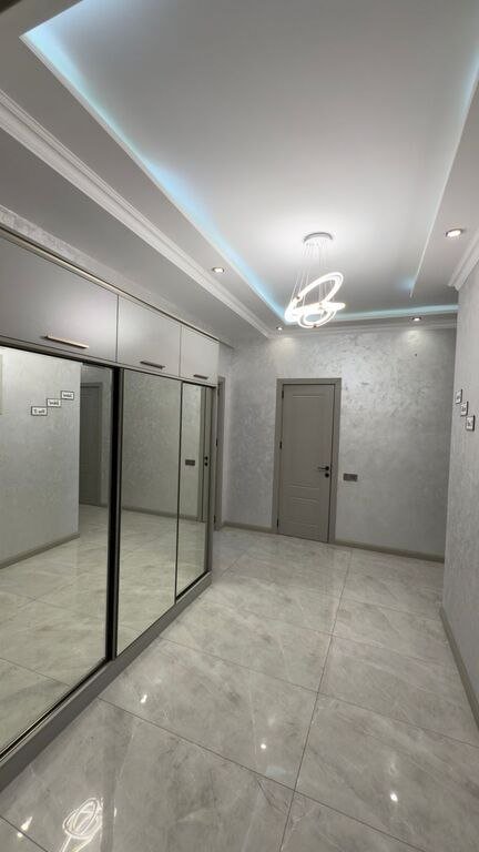 Satılır 3 otaqlı yeni tikili, 132 m², Saray-10