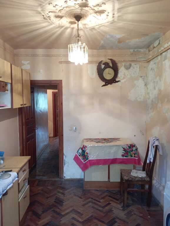 Satılır 3 otaqlı köhnə tikili, 85 m², Neftçilər m.-1