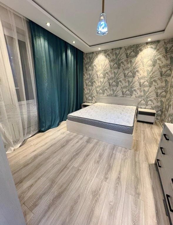 Satılır 2 otaqlı köhnə tikili, 65 m², Xalqlar dostluğu m.-2