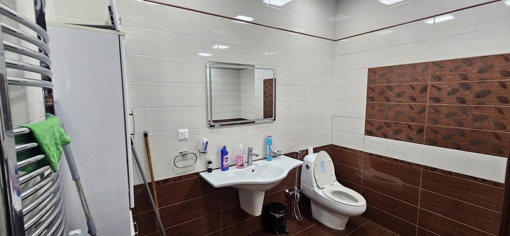 Satılır 3 otaqlı yeni tikili, 125 m², Qara Qarayev m.-6