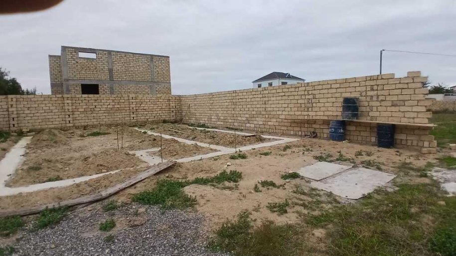 2.5 sot torpaq satılır, Novxanı-1