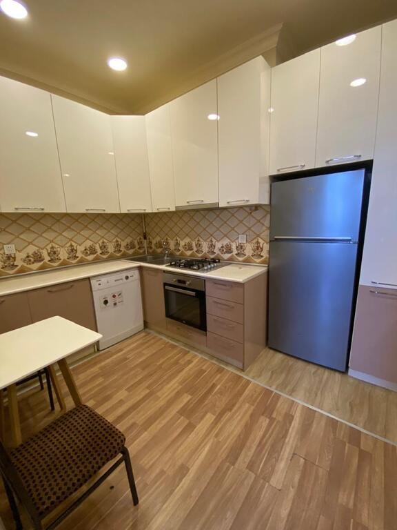 Satılır 3 otaqlı yeni tikili, 100 m², İnşaatçılar m.-2