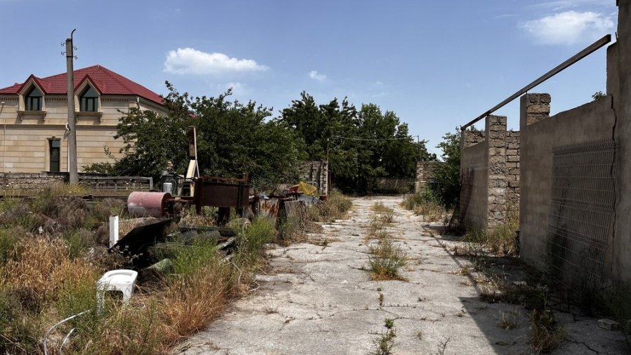 30 sot torpaq satılır, Həzi Aslanov-10