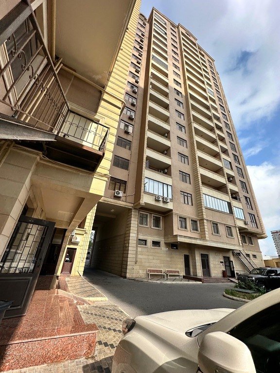 Satılır 3 otaqlı yeni tikili, 127 m², 28 May m.-12