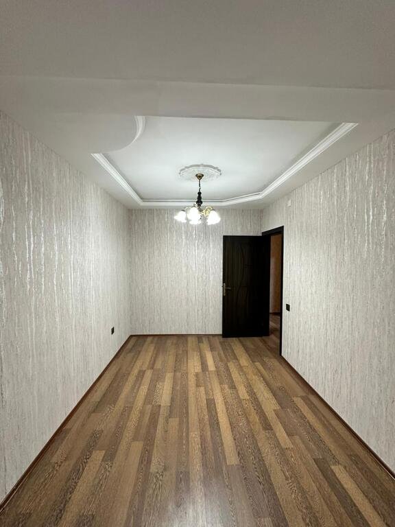 Satılır 3 otaqlı köhnə tikili, 70 m², Həzi Aslanov m.-5