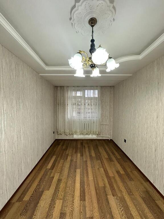 Satılır 3 otaqlı köhnə tikili, 70 m², Həzi Aslanov m.-8