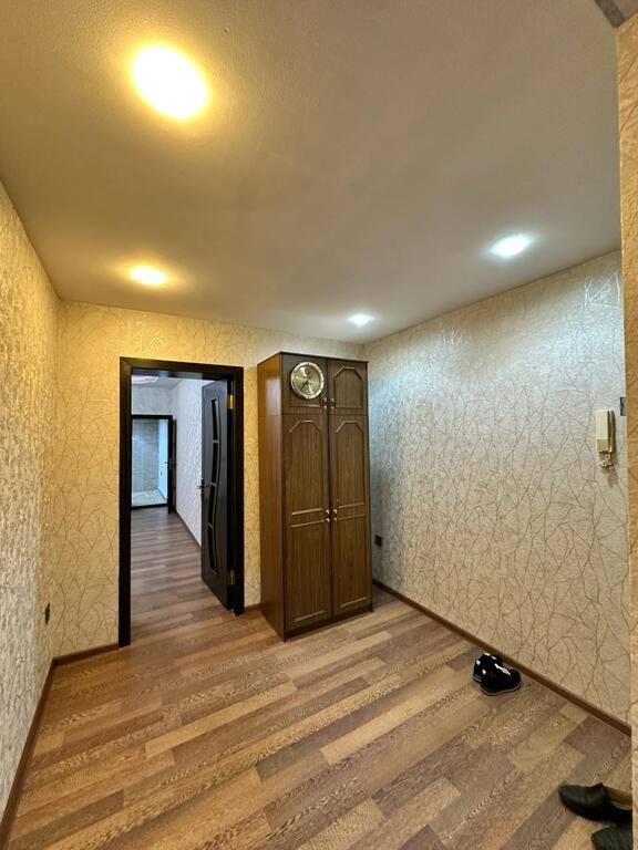 Satılır 3 otaqlı köhnə tikili, 70 m², Həzi Aslanov m.-11