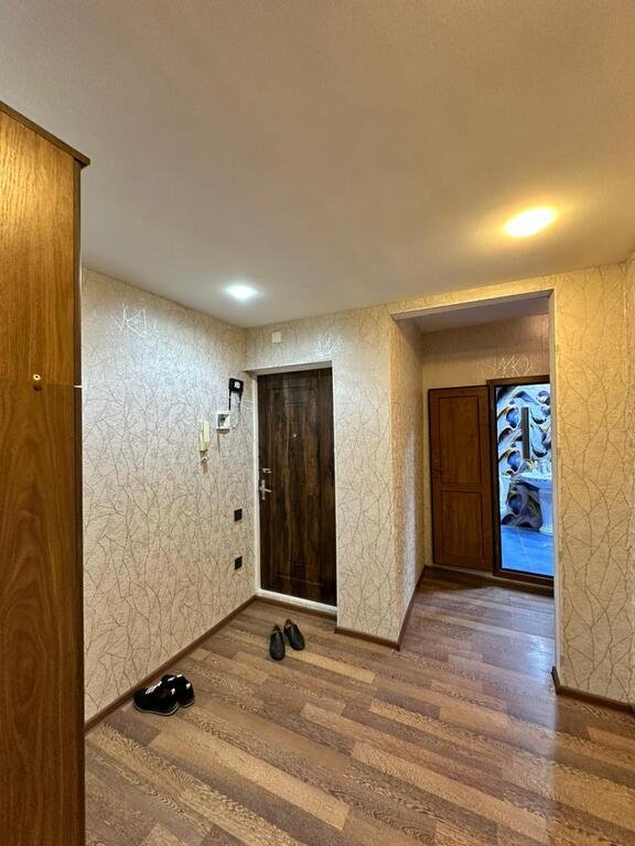 Satılır 3 otaqlı köhnə tikili, 70 m², Həzi Aslanov m.-12