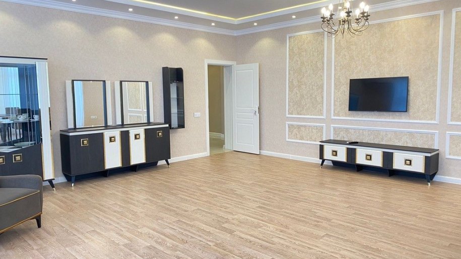 Kirayə verilir 3 otaqlı yeni tikili, 110 m², Xətai m.-1