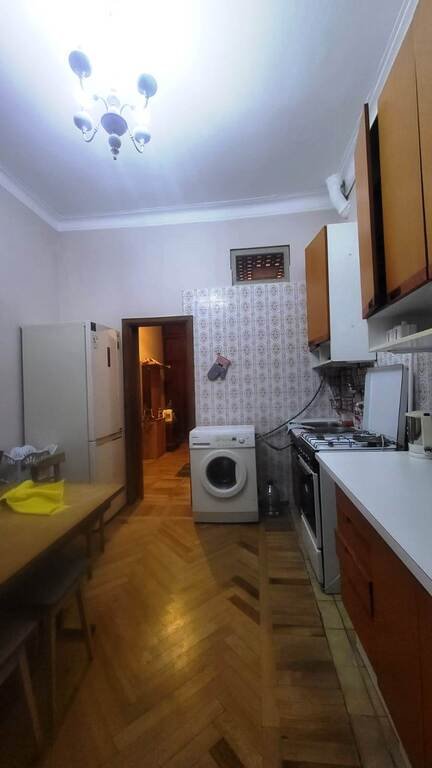 Kirayə verilir 2 otaqlı köhnə tikili, 55 m², İçərişəhər m.-11