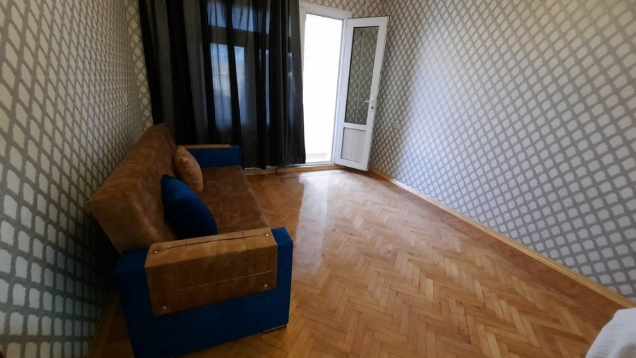 Kirayə verilir 4 otaqlı köhnə tikili, 110 m², Azadlıq Prospekti m.-14