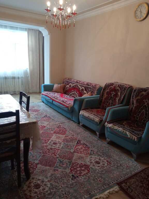 Satılır 3 otaqlı köhnə tikili, 54 m², Xalqlar dostluğu m.-2