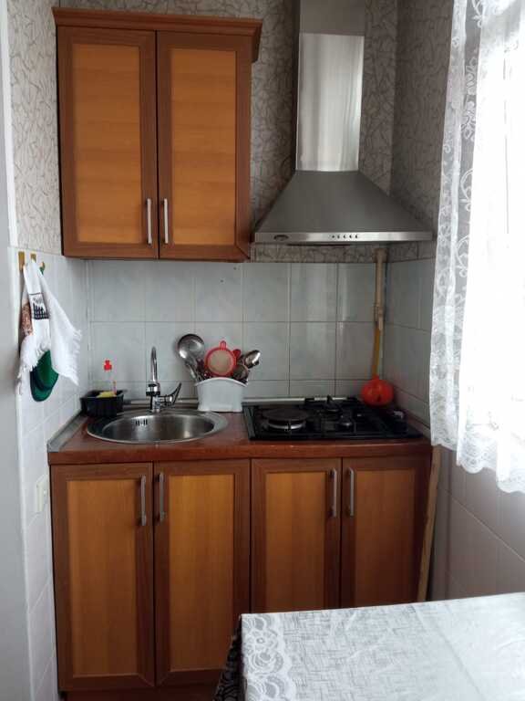 Satılır 3 otaqlı köhnə tikili, 54 m², Xalqlar dostluğu m.-4