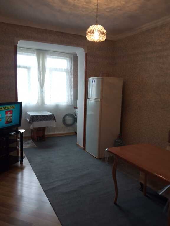 Satılır 3 otaqlı köhnə tikili, 54 m², Xalqlar dostluğu m.-8